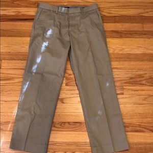Men’s Gap khakis